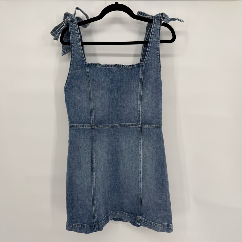 Alice + Olivia Denim Overall Skirt Dress 12 Stretch Fitted Preppy Y2K Bow Luxury
